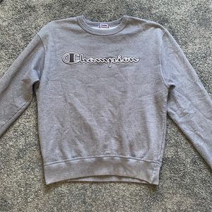Champion crewneck (Grey)